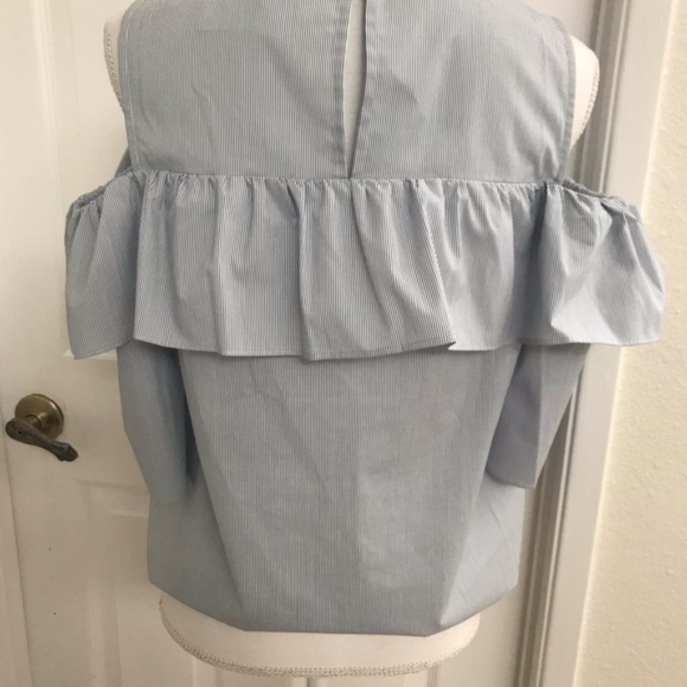 BCBGeneration Ruffles Striped Cold Shoulder Top - Picture 3 of 7